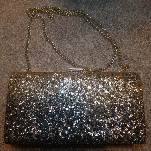 Elegant Silver Glitter‎ Clutch - Picture 4 of 9